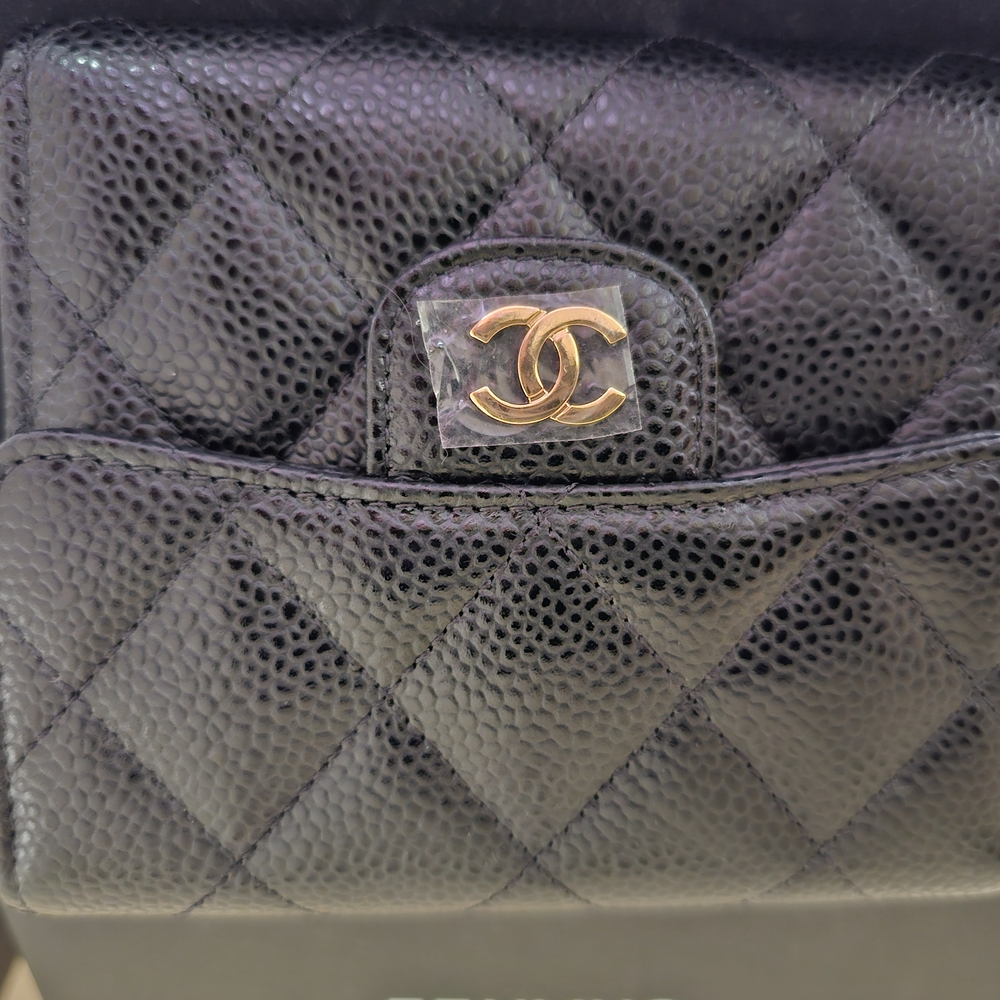 CHANEL Black Quilted NEW wallet with Gold Logo - Picture 9 of 11